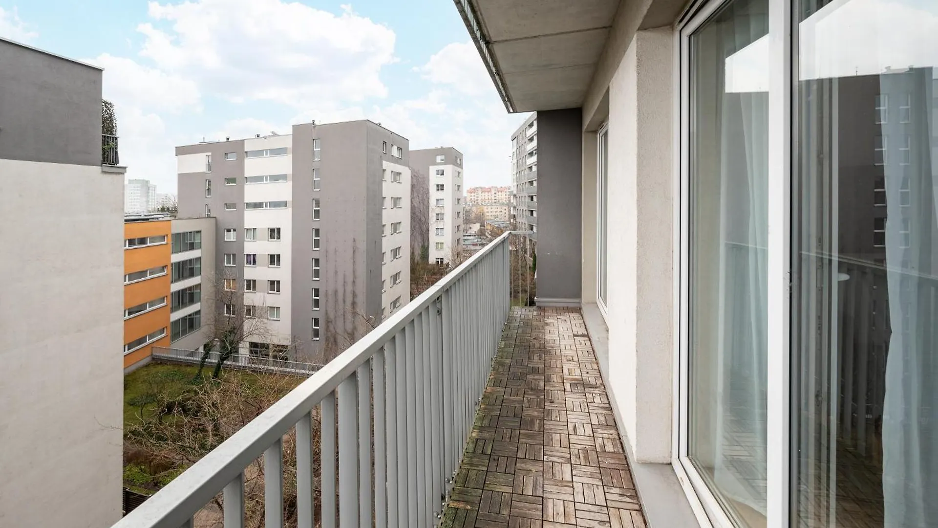 Metro Mlynow Homely Apartment Warsaw 0*,  Poland